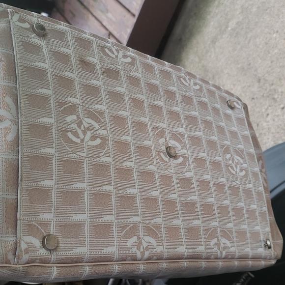 đ
șauth Chanel Travel Line Tote Bag Fabric #N6999H78 - Picture 12 of 15